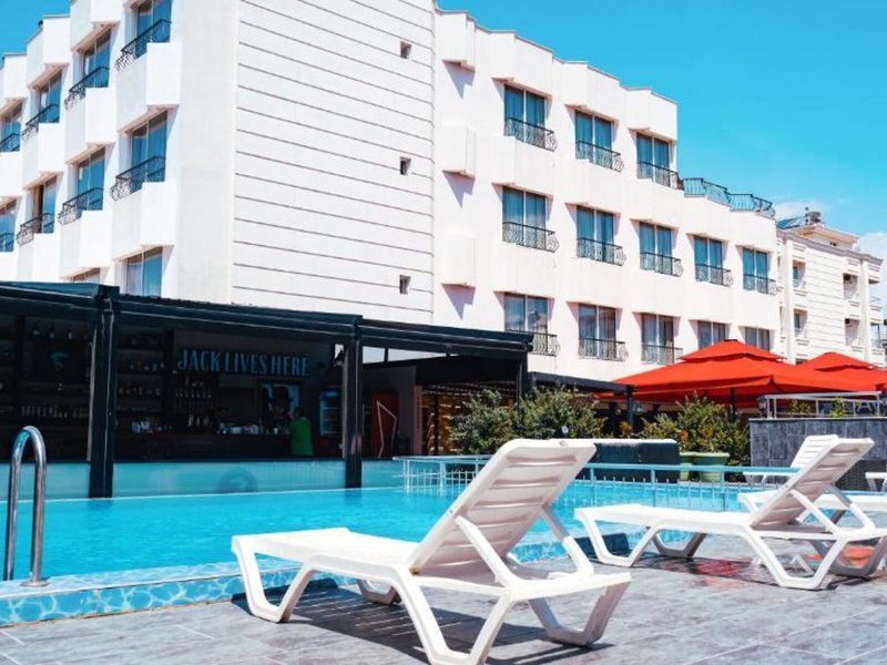 On Hotel recenzie