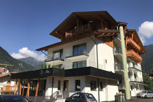 Dolomeet Boutique Hotel