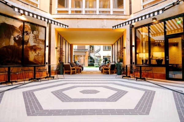 Hotel F6