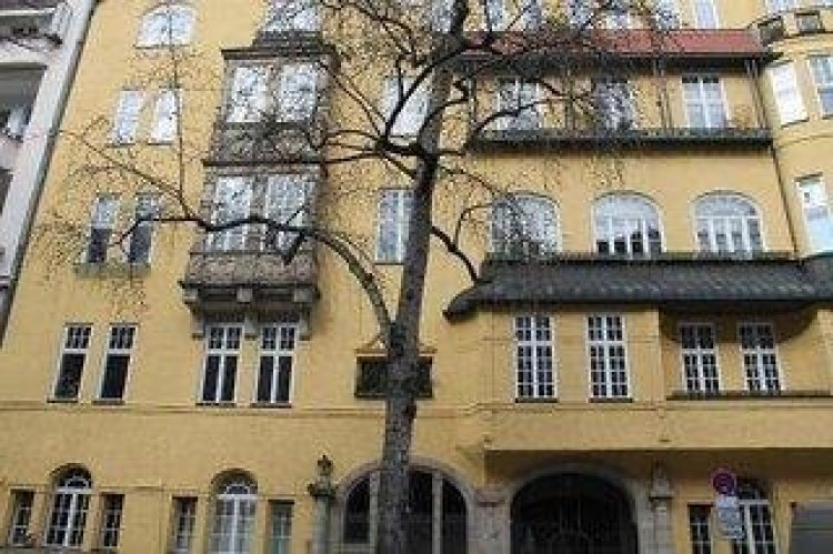 Waizenegger am Kurfürstendamm