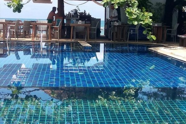 Ocean Breeze Resort Khaolak