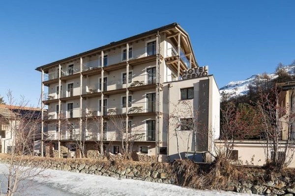 Hotel Cervo Sils