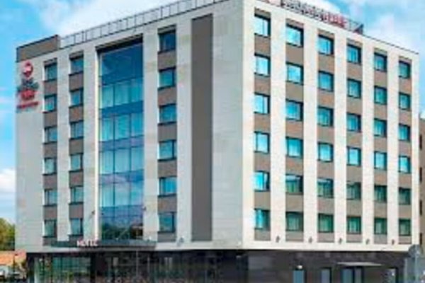 V Hotel Warsaw