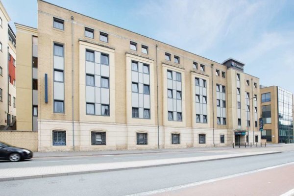 Travelodge Bristol Central