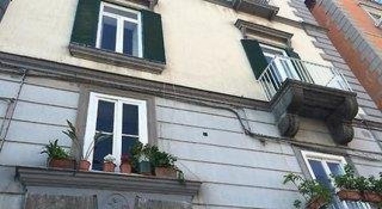Base Napoli B&B
