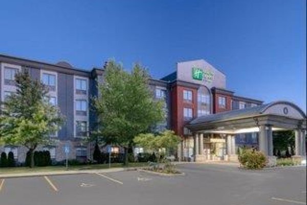 Holiday Inn Express Hotel & Suites Ottawa Airport