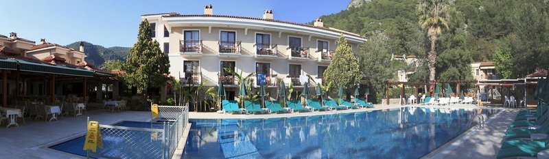 Perdikia Beach Hotel recenzie