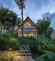Deep Roots Dive & Yoga Resort