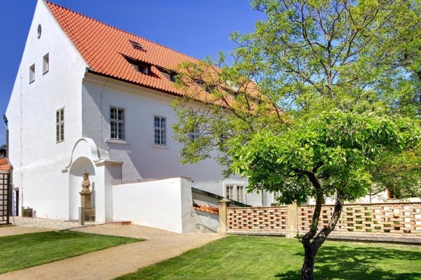 Hotel Monastery