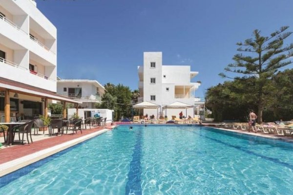 Cleopatra Classic Hotel