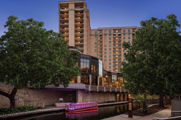Embassy Suites San Antonio Riverwalk