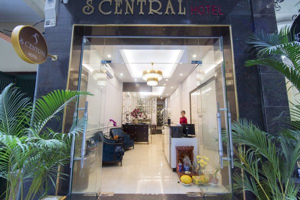 S Central Hotel And Spa