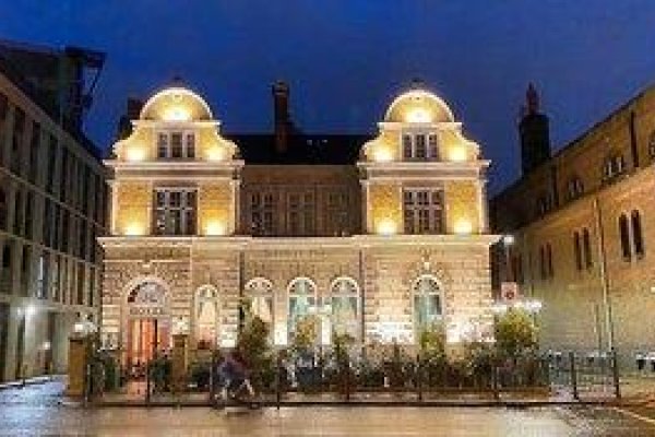Limehouse Library Hotel