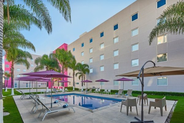 City Express Suites Queretaro