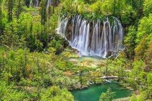 Plitvice Lakes Villa Prica, Chorvátsko   recenzie | Dovolenka SME