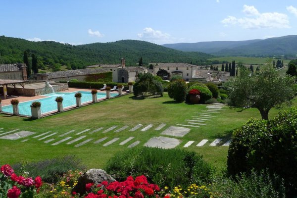 La Bagnaia Golf & Spa Resort Siena, Curio Collection By Hilton