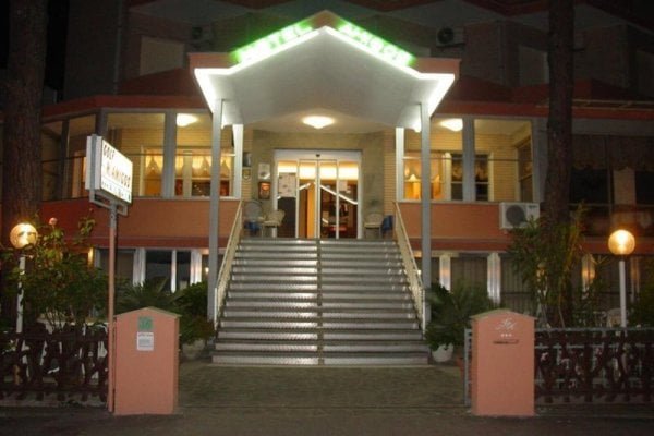 Hotel Amigos