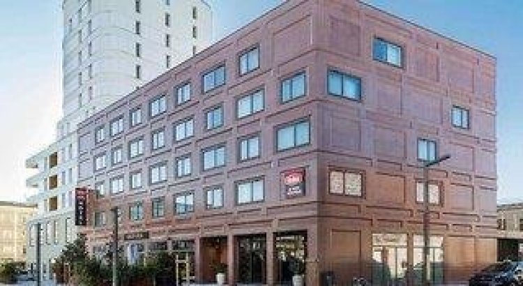 Aiden by Best Western @ Lorient Centre Lorient