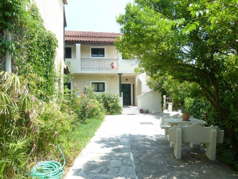 The Mayflower Apartments & Studios recenzie