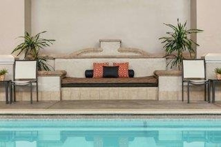 Embassy Suites Hotel Downey