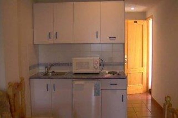 Apartamentos Las Tuyas 3000