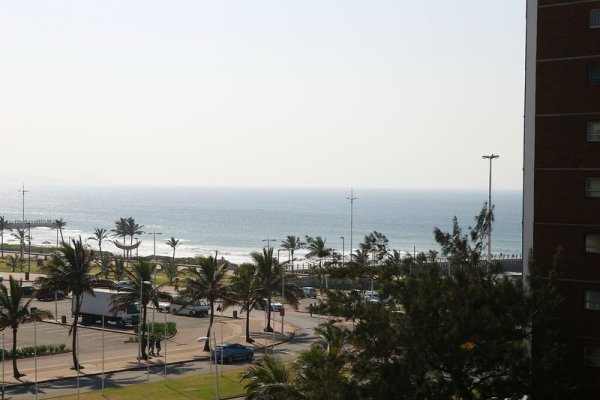 Pavilion Hotel & Conference Centre