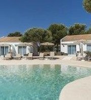 Villas & Bungalows del Lago