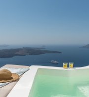 Cocoon Suites