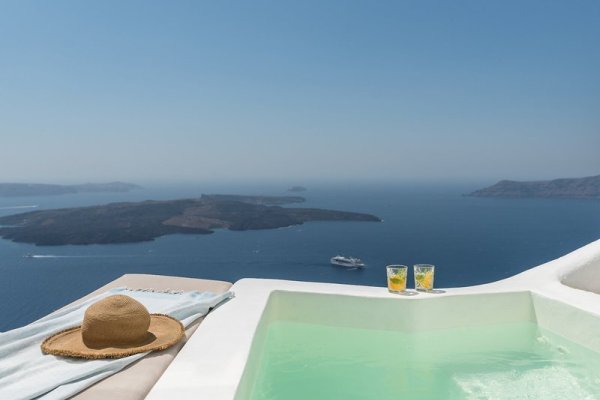Cocoon Suites