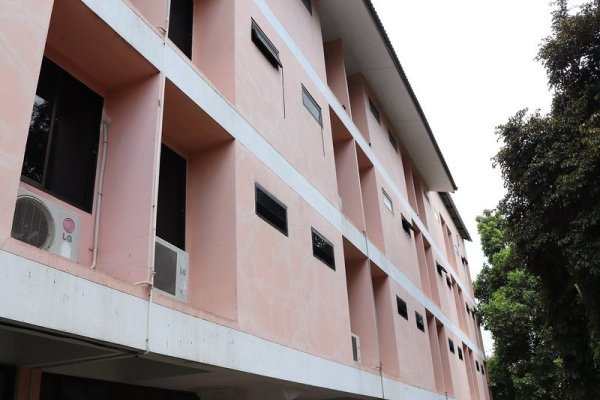 Tipsiri Place by OYO Rooms