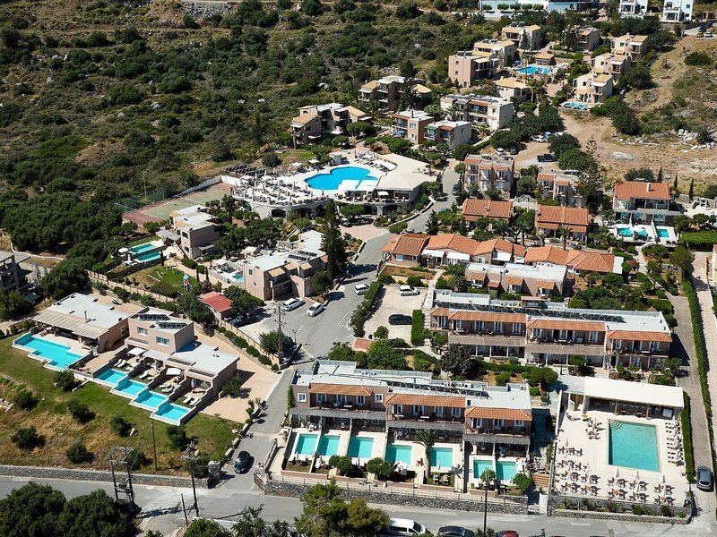Marni Village recenzie
