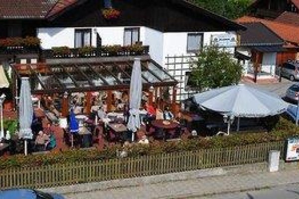Gasthof Cafe Hotel Momm