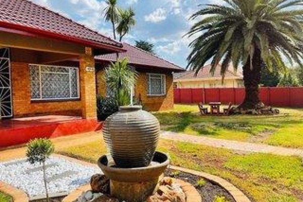 Ithonsi Guesthouse