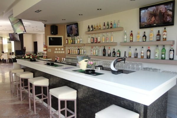 Morfeas Hotel & App.