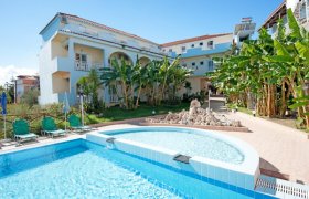 Kozanos II Hotel recenzie