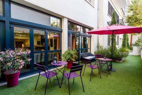 Privilege Appart-Hotel Saint Exupery
