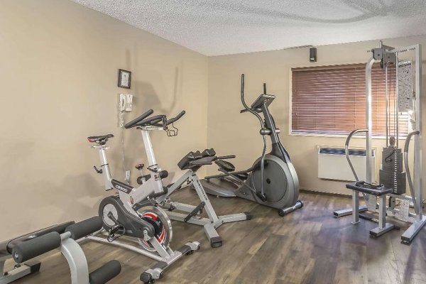 Quality Inn West Edmonton