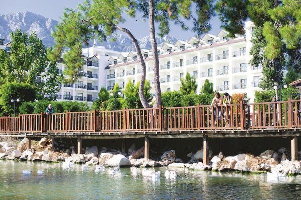 Palmet Beach Resort & Spa Hotel