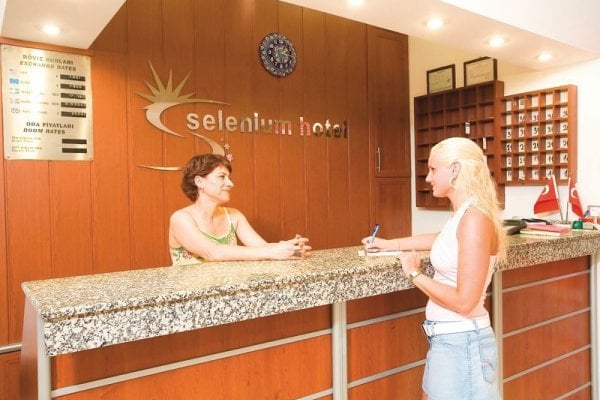 Selenium Hotel