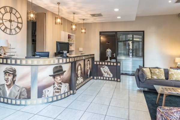 ExcelSuites Residence