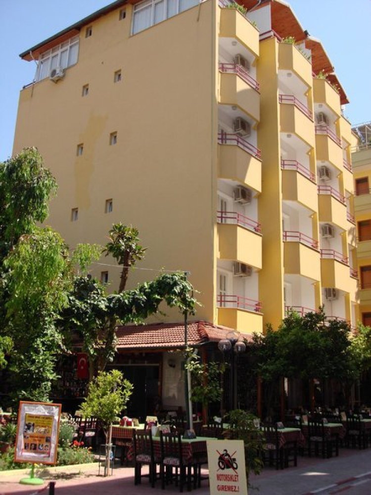 Mola Hotel