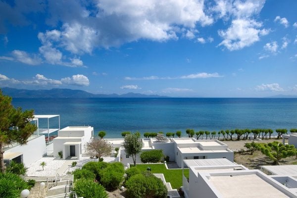 Dimitra Beach Hotel & Suites recenzie