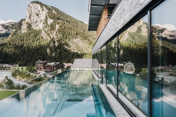 Hotel Adler