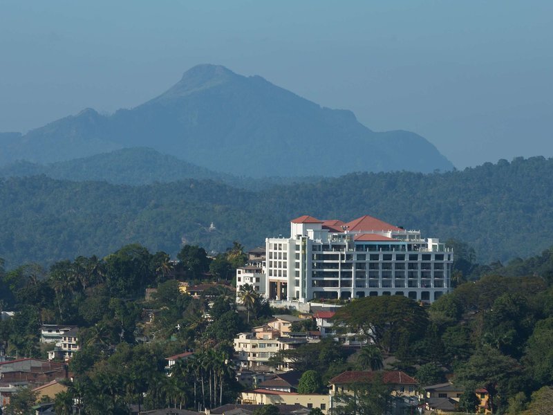 Grand Kandyan Hotel recenzie