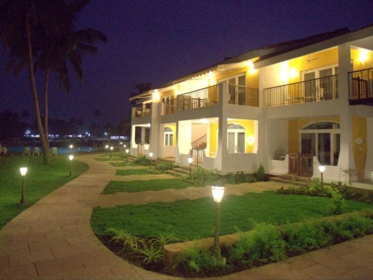 Acron Waterfront Resort