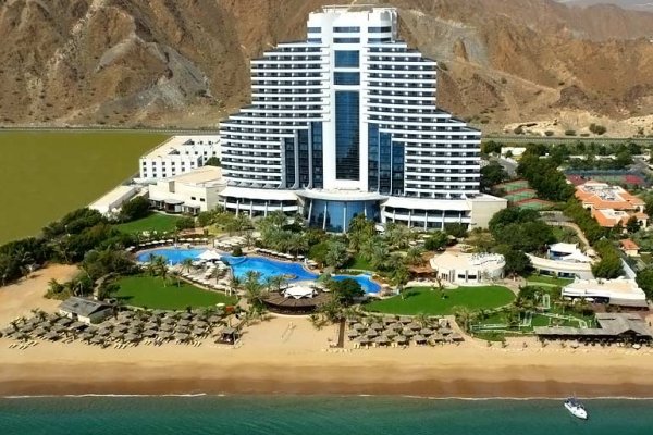 Le Meridien Al Aqah Beach Resort recenzie