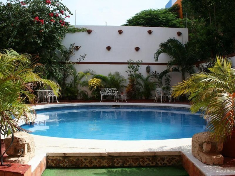 Suites Cancun Center