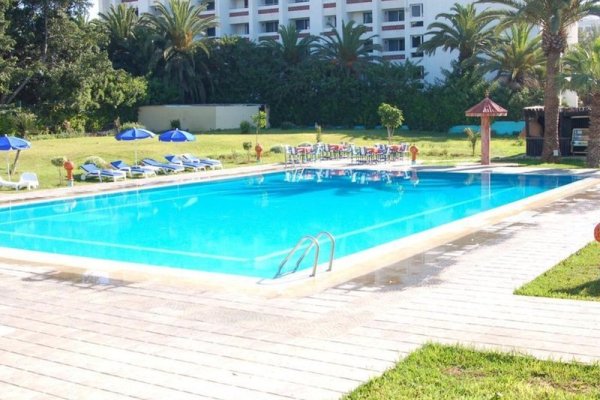 Mabrouk Hotel & Suites