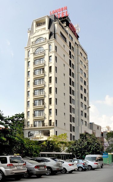 London Hanoi Hotel recenzie