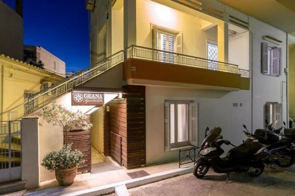 Geana Apartments